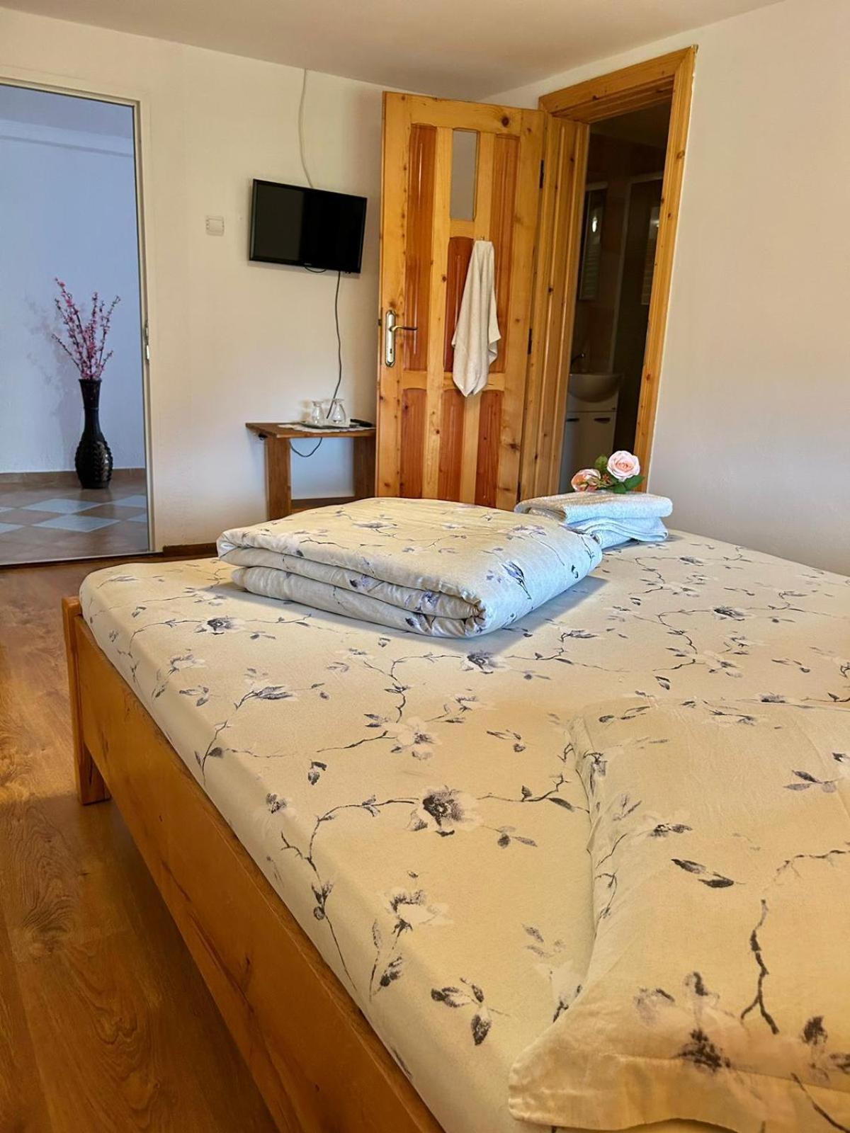 Pensiunea Casa Nina Cîrţişoara Zimmer foto
